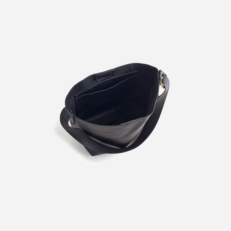 womens madewell the essential medium tote bucket bag black