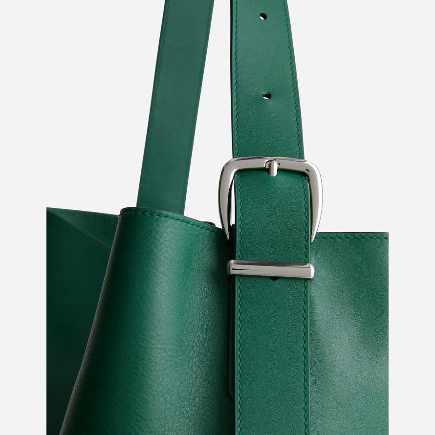 green womens madewell the essential extra-large tote bucket bag