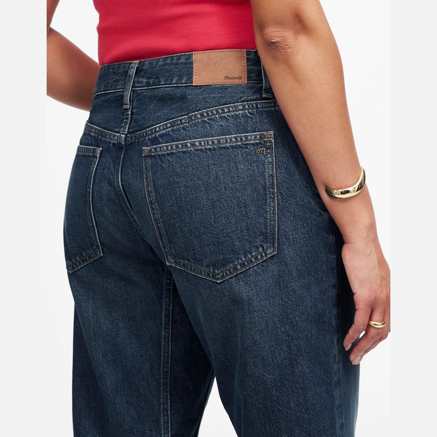 madewell the curvy darted barrel-leg womens jeans dark blue