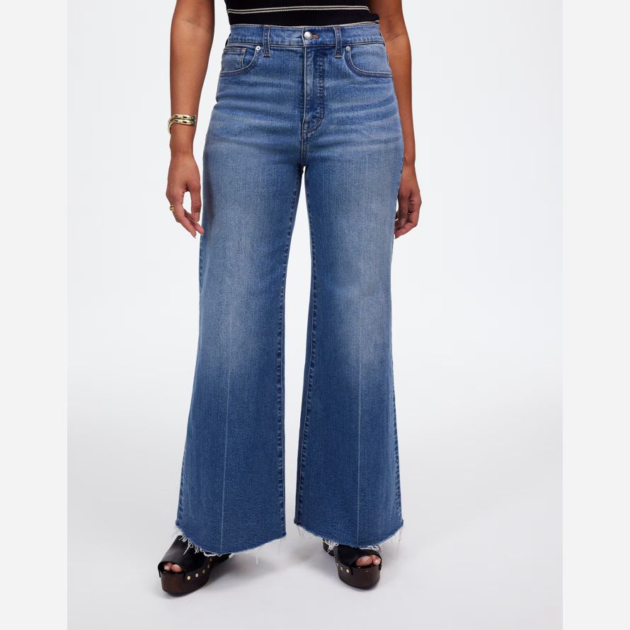womens madewell curvy flared wide-leg crop jeans blue