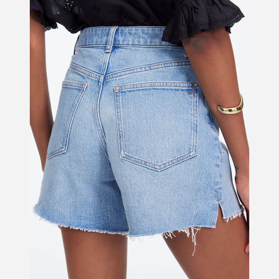 madewell the perfect vintage mid-length denim womens shorts light blue