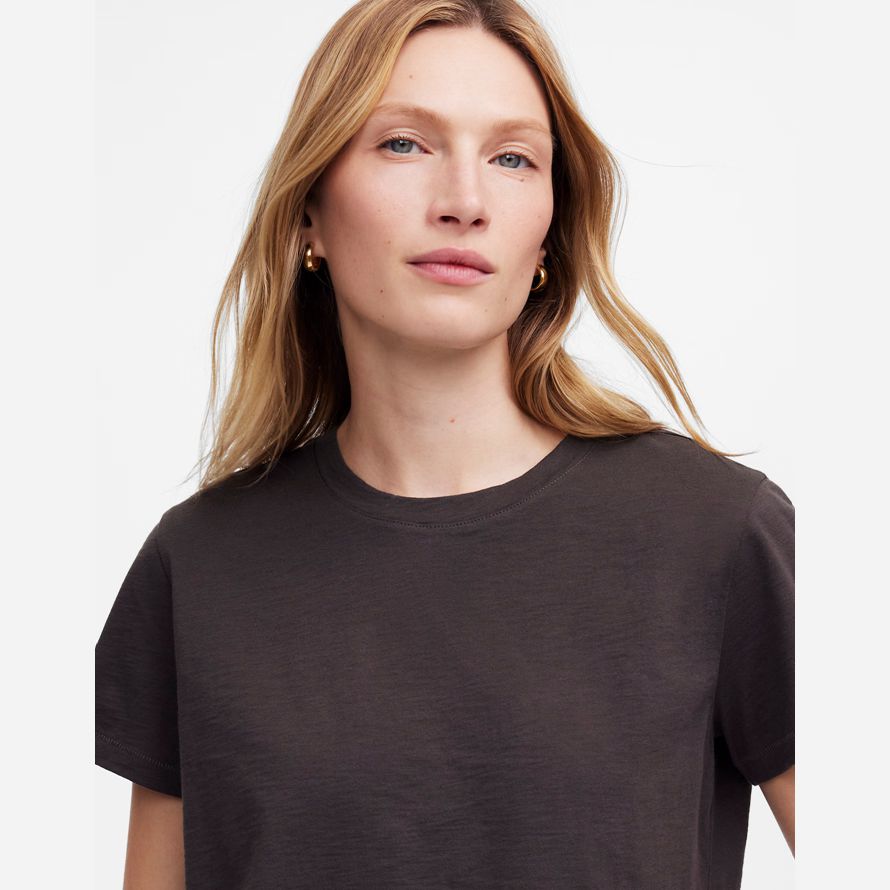 madewell slub boxy-crop womens t-shirts dark chocolate